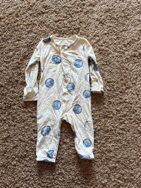 Magnetic Me Simply moon magnetic pajamas